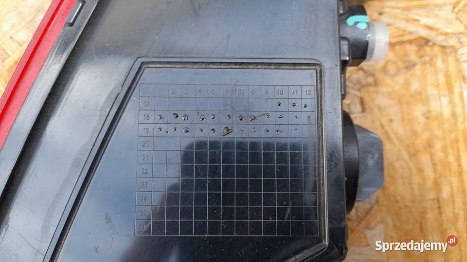 AUDI Q5 II LAMPA TYLNA LEWA 80A945069 Goleniów