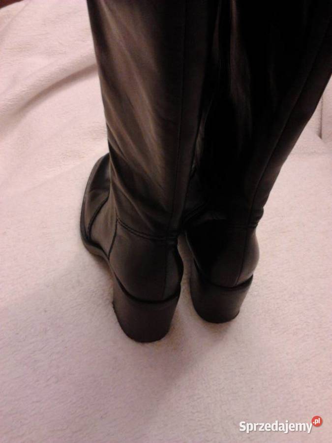 Skórzane kozaki rozmiar 35 kolor czarny zapinane Kraków