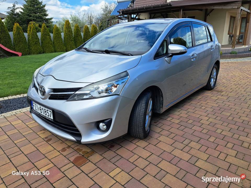 Toyota VERSO 16 BG w b stanie Iłża