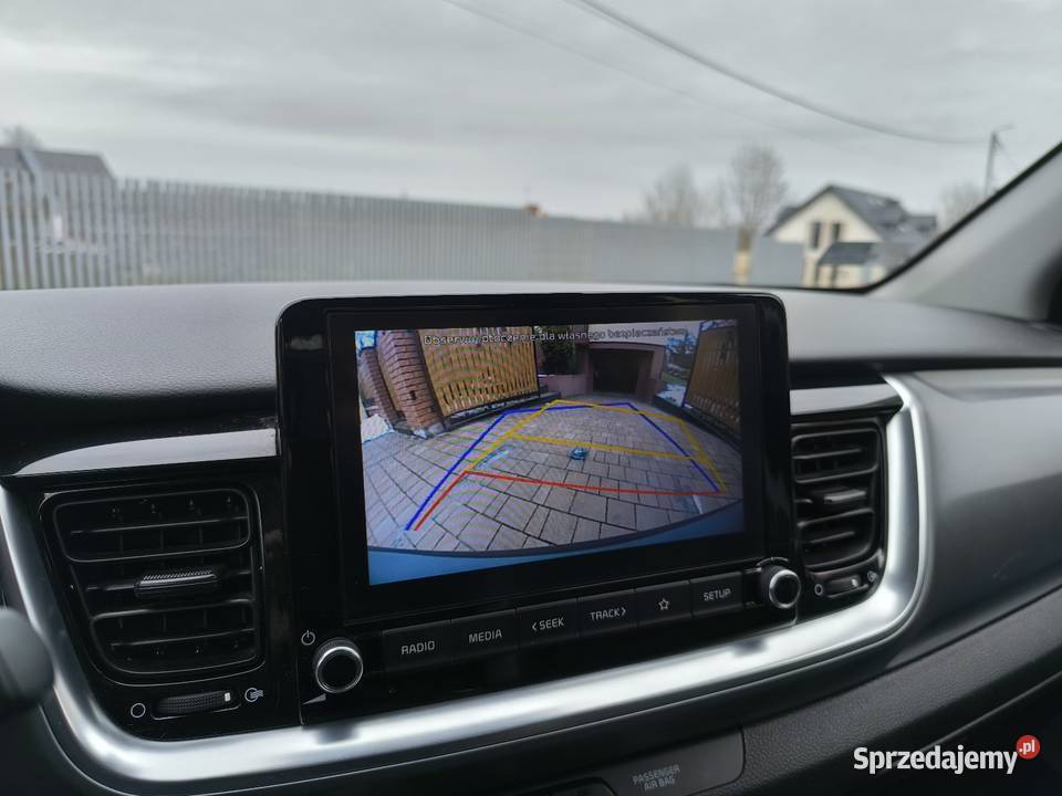 Stonic 2021r 12 benzyna Salon Kamera bogate pierwszy właściciel Kielce sprzedam