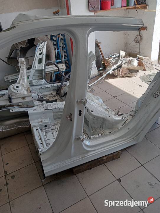 słupek B Octavia 4 IV 2022 Godów