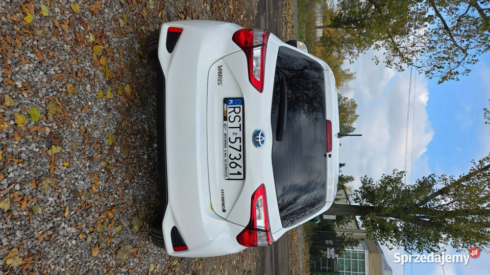 Toyota Yaris 15 HSD 100 Salon Bezwypadkowy światła przeciwmgielne Otwock Mały
