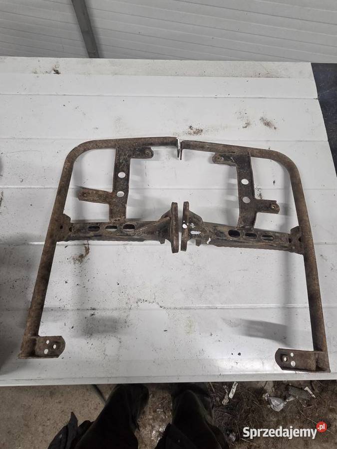 Mocowanie stopnia stopień suzuki Kingquad 400