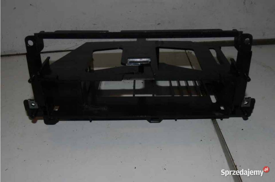 Ramka kieszeń mocowanie radia BMW 3 e46 8196112 Wielkie Drogi sprzedam