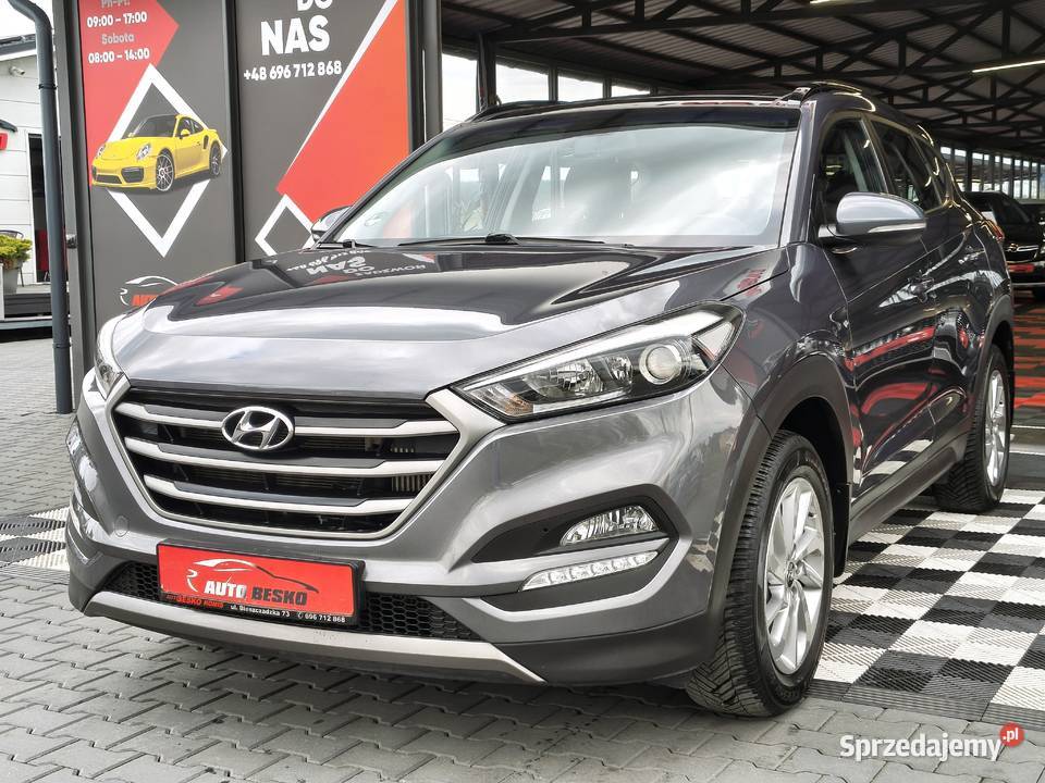 Hyundai Tucson Napęd 4x4 20 Diesel ładny Bogato aluminiowe felgi Zarszyn sprzedam