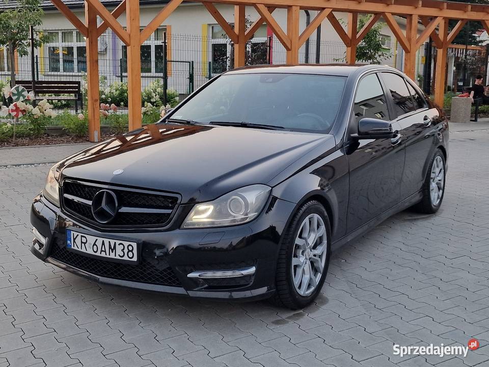 Mercedes W204 Lift 22 CDI AMG PLUS Salon Ryglice