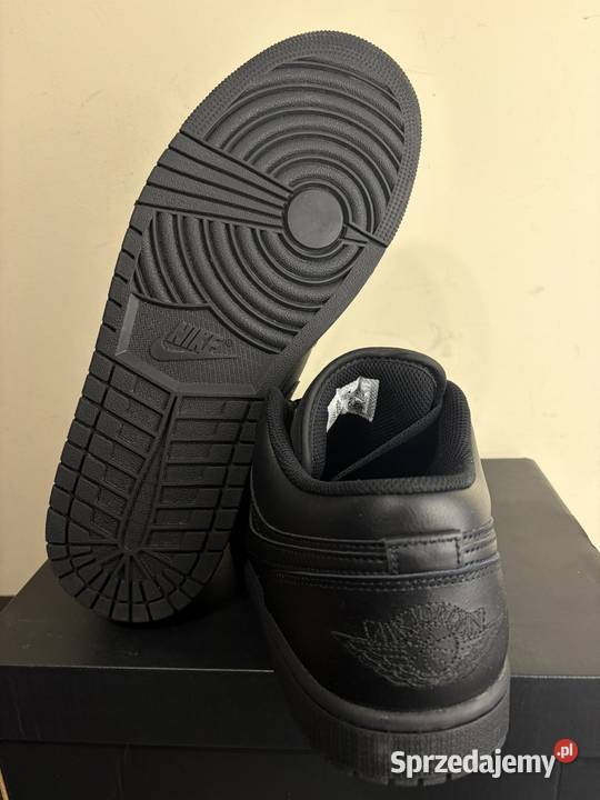 ButySneakersy Air Jordan 1 Low Triple Black śląskie Katowice
