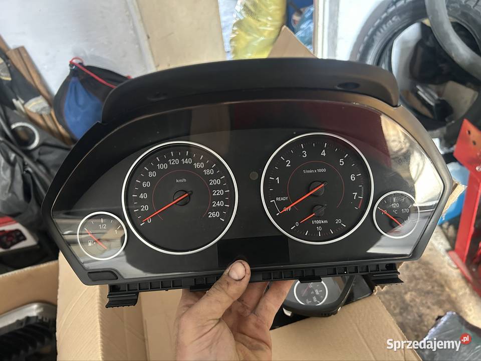 Licznik zegary BMW F30 EU Łęczna