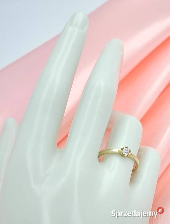 Pierścionek r16 Złoty pr333 z jednym kamieniem wielkopolskie Poznań