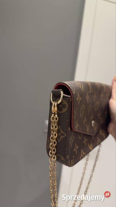 Mała brązowa torebka na złotym łańcuszku śląskie Katowice