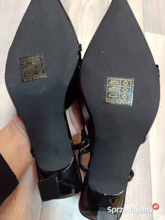 4041 Czarne czółenka wieczorowe z odkrytą piętą Czółenka Kraków sprzedam