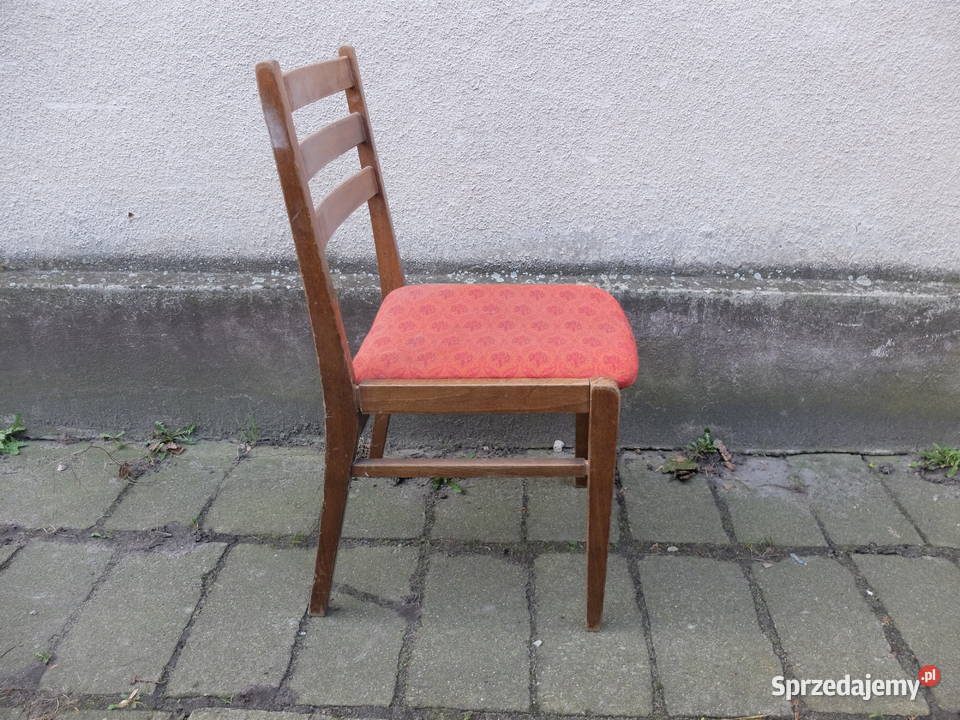Polskie krzesło z okresu PRL 839 43cm