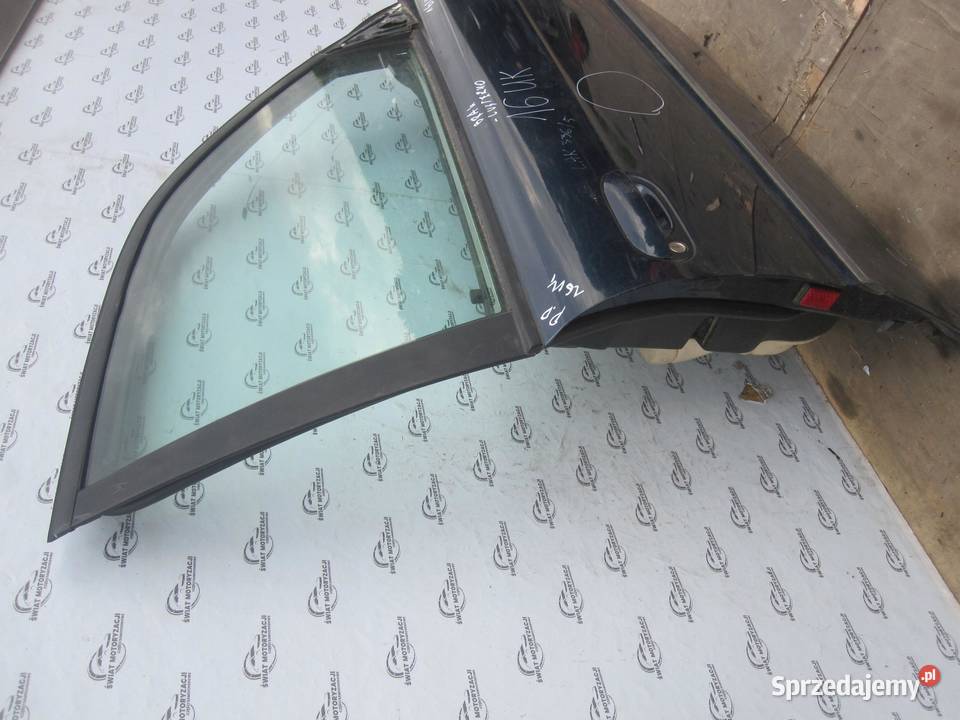 BMW E38 LIFT 01r drzwi prawe przód