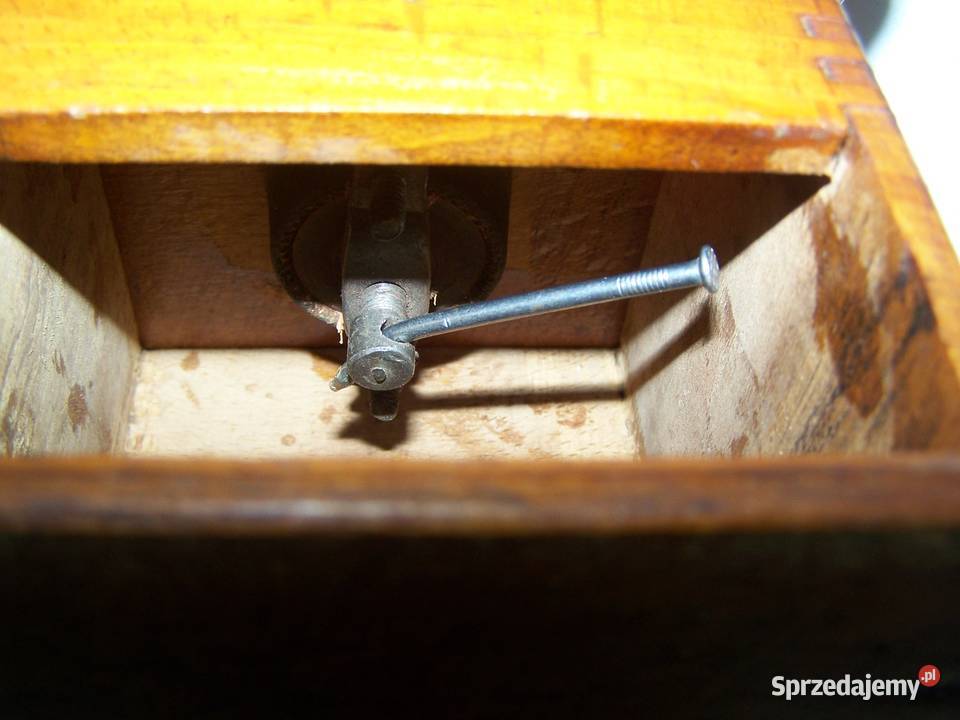 Antyczny ręczny młynek do kawy kolekcjonerski Koszalin sprzedam