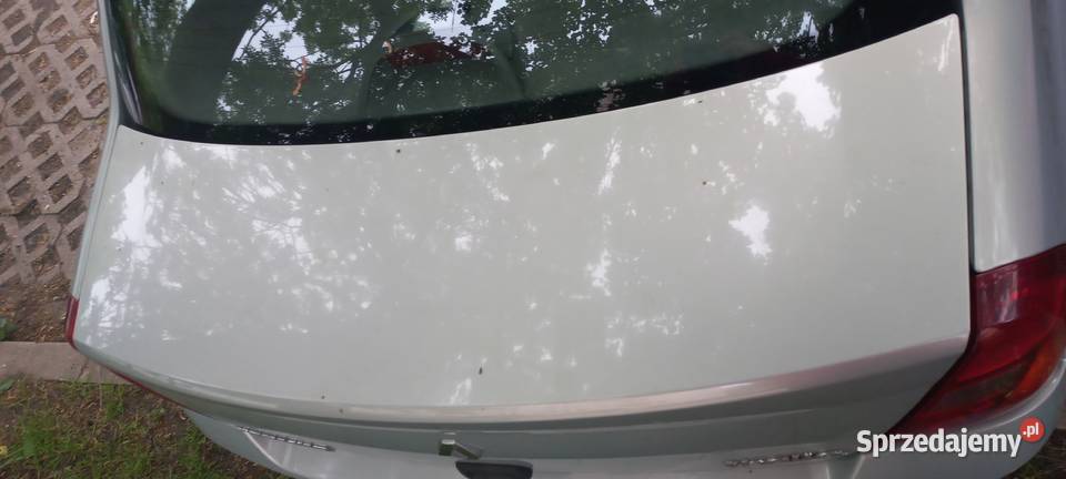 Renault Thalia klapa tył osobowe świętokrzyskie