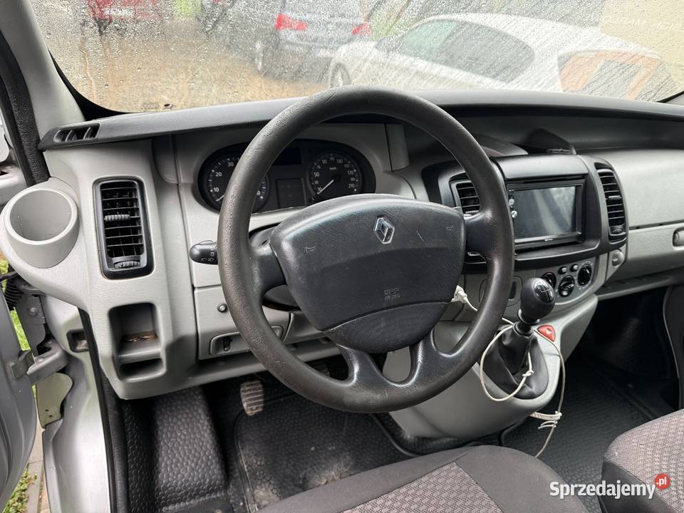 Renault Trafic L2h1 2009 diesel Nowy Żmigród
