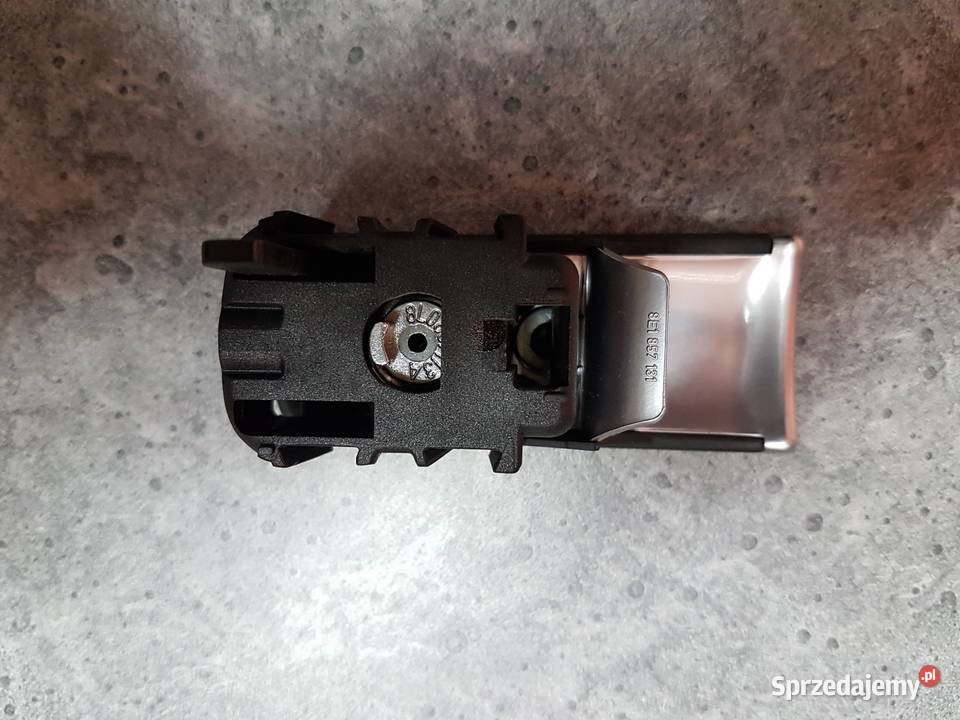 AUDI A4 B7 ZAMEK SCHOWKA 8E1857131 Turek