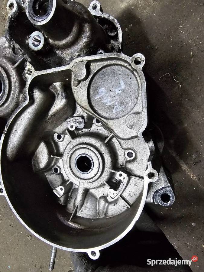 Am6 kartery blok silnika połówki karter lewy Jelenia Góra