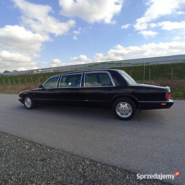 Daimler Jaguar 40 limuzyna Gomunice