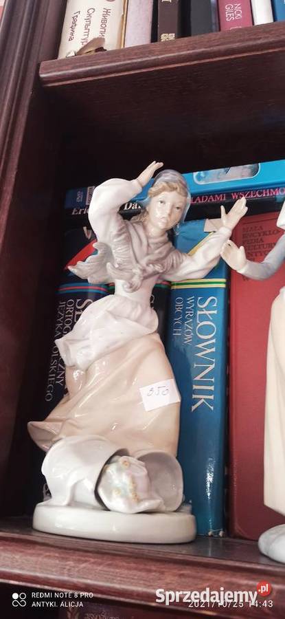 Figurka dziewczyny z kapeluszem Zapfir Made in Gdańsk