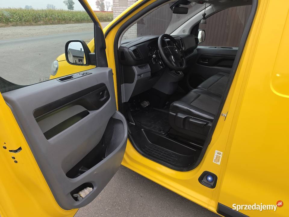 Opel Vivaro C Long gniazdo USB