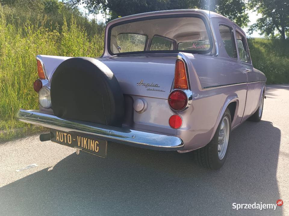 Ford Anglia 106 E 1962 nieuszkodzony Częstochowa
