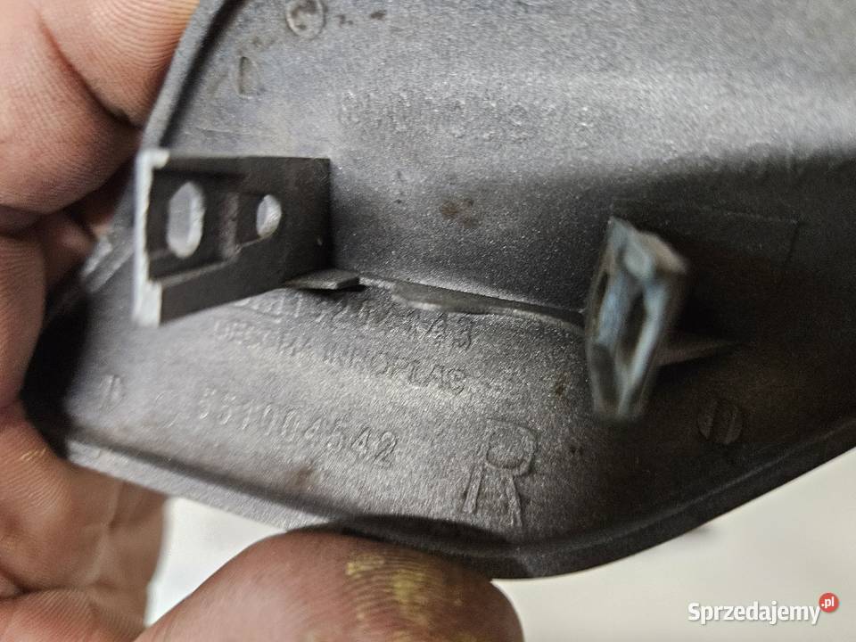 OPEL VECTRA C ZAŚLEPKA SPRYSKIWACZA PRAWA Międzychód