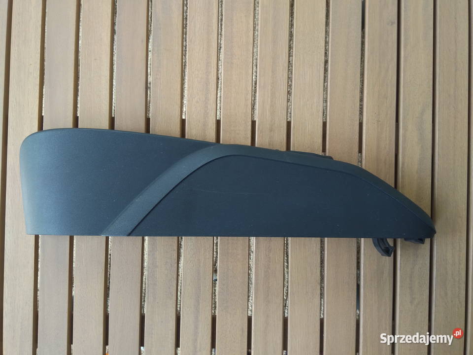 Maskownica boczna fotela lewego Volvo S40II V50 sprzedam