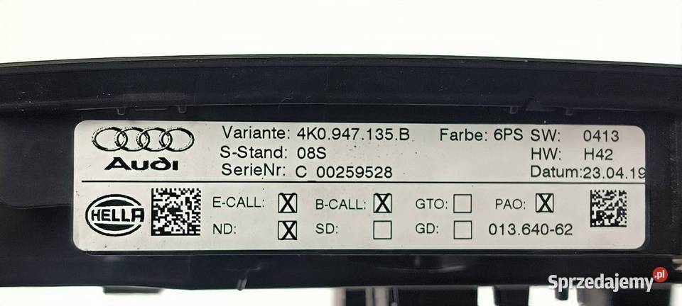 LAMPKA PODSUFITKI AUDI A4 B9 4K0947135B Pozostałe Lipno