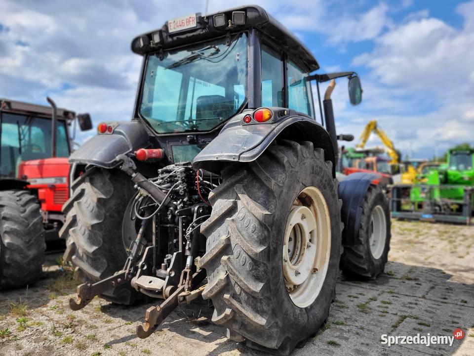 Valtra N121 traktor 137 nieuszkodzony Zaklików