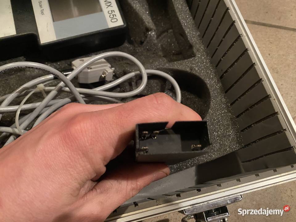 Tester układów wtryskzapłonowych AMX 550 Krzeszów sprzedam