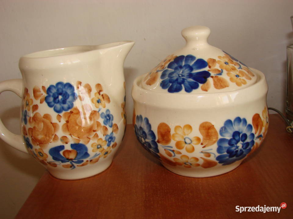 Włocławek fajansowy dzbanek pojemnik