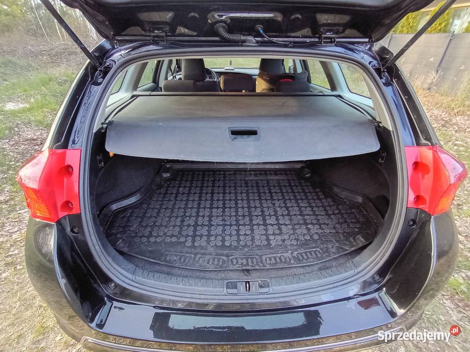 TOYOTA AURIS Combi Toyota Stojadła sprzedam
