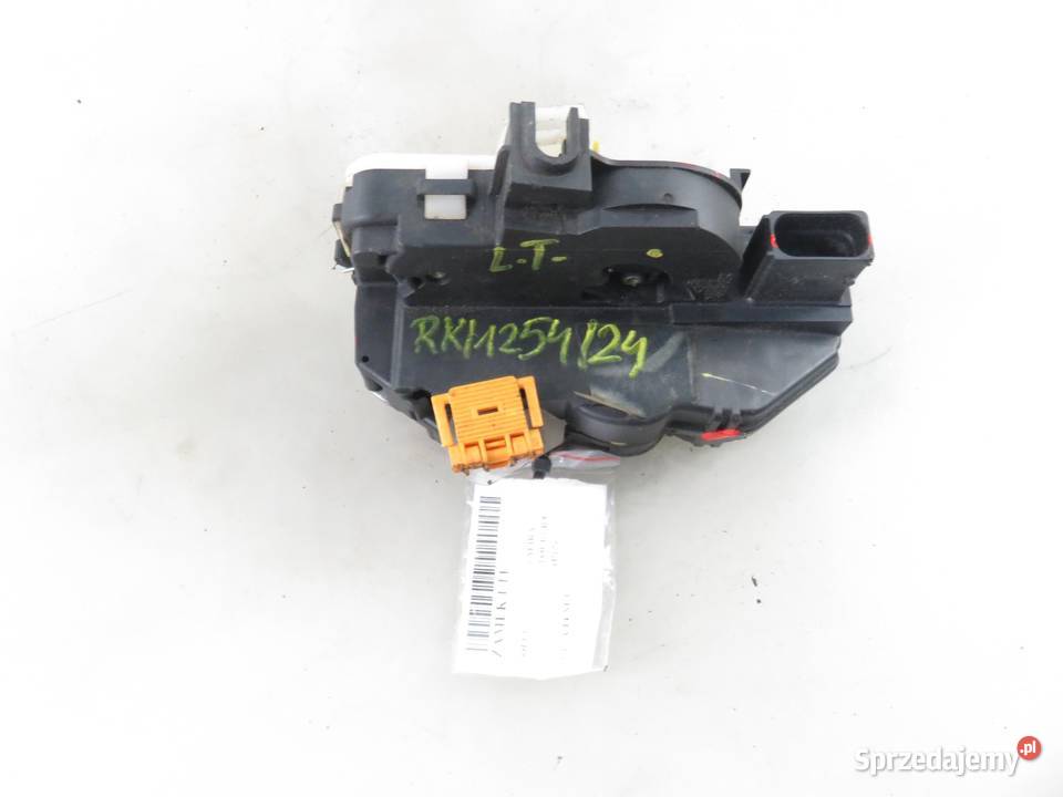 ZAMEK LEWY TYLNY OPEL ZAFIRA C 6PIN osobowe