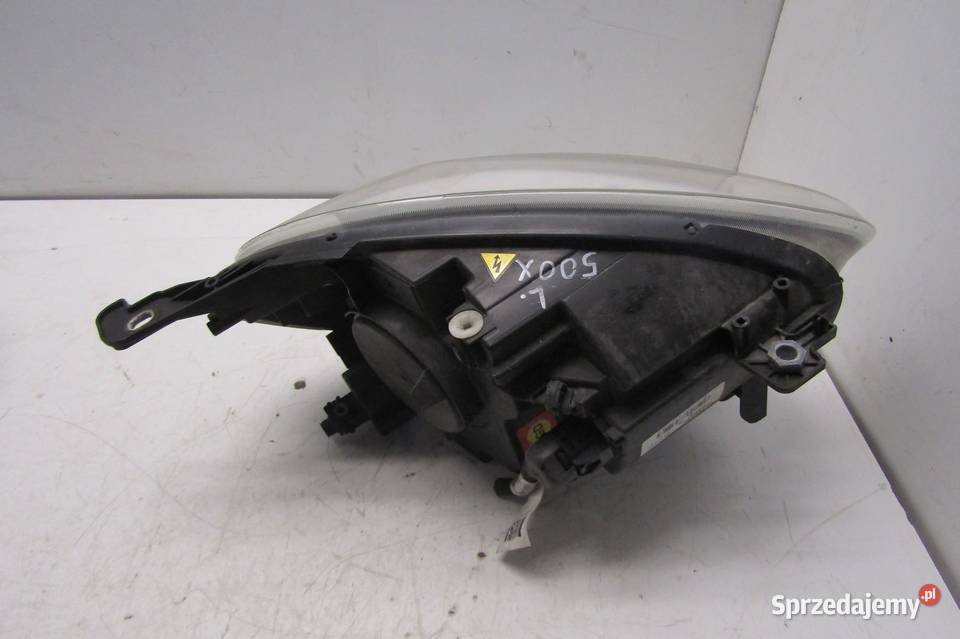 LAMPA PRZEDNIA LEWY PRZÓD XENON FIAT 500X osobowe sprzedam