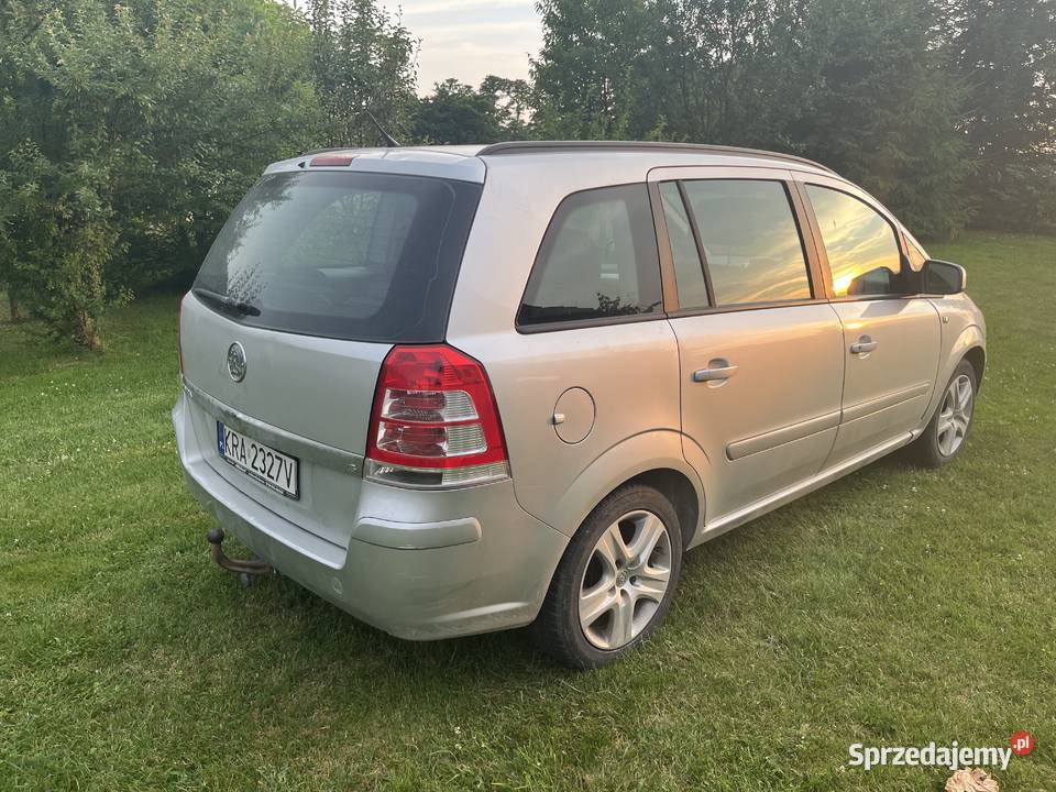 Opel zafira 16Benzyna 7 osobowa 129500km Siedlec sprzedam