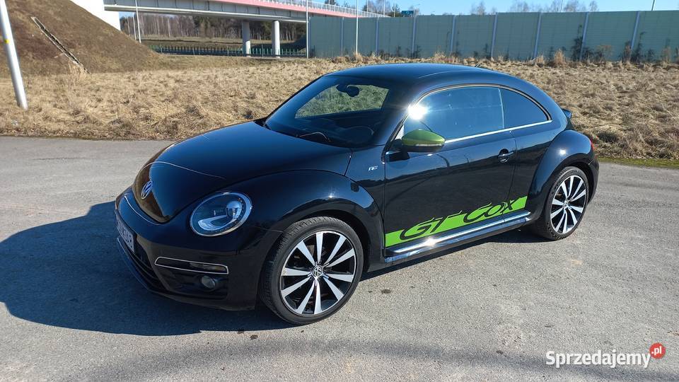 VW Beetle Rline panorama kamera keyless skóra