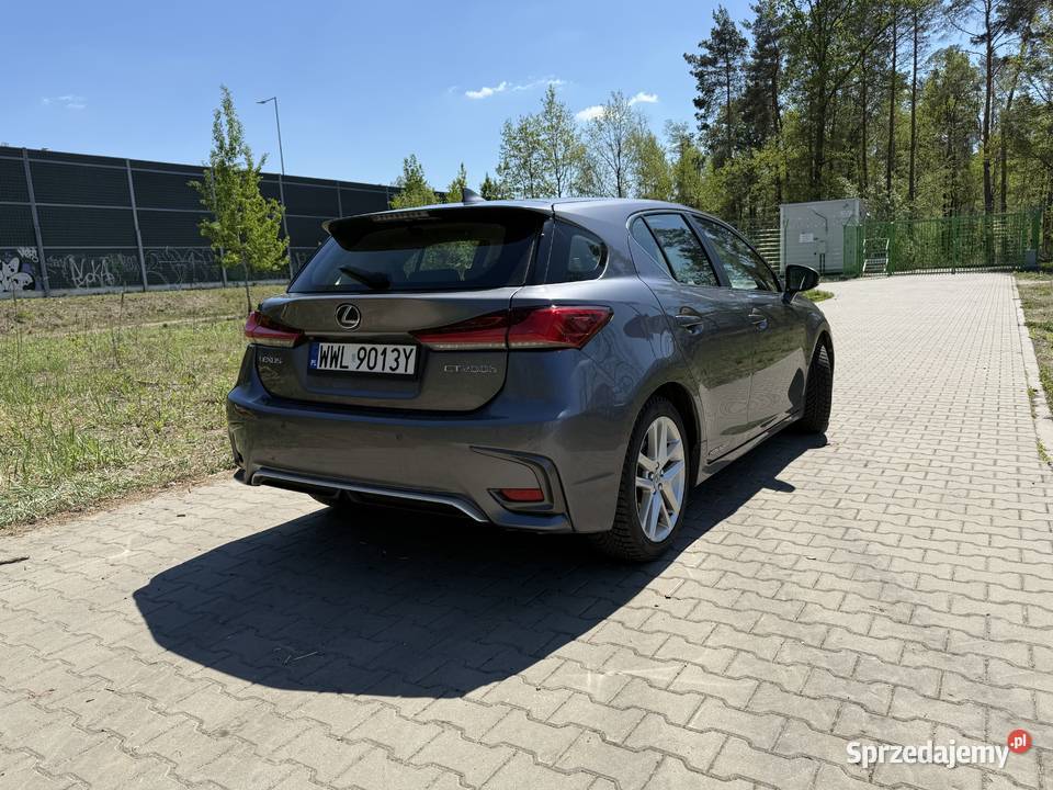 Lexus CT200H 2017 Executive Line ASO Rok produkcji 2017 Ząbki