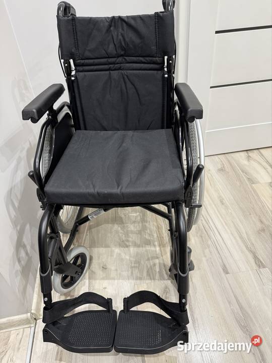 Wózek inwalidzki nowy