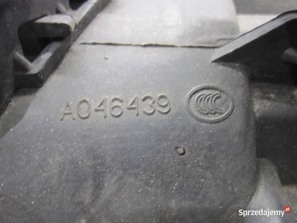 BMW E82 10r lampa prawa przód 90004812 10019510 sprzedam