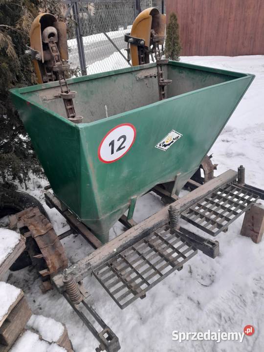 Sadzarka do ziemniakow nieuszkodzony Ulan-Majorat