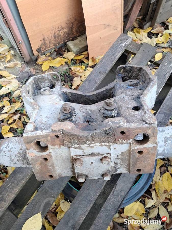 Wspornik osi okrągłej ursus c360 c355 c4011 Bogoria