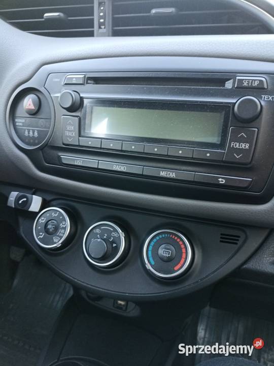 Toyota Yaris 2015 Salon 10 benz Bezwypadkowa 2 Józefów