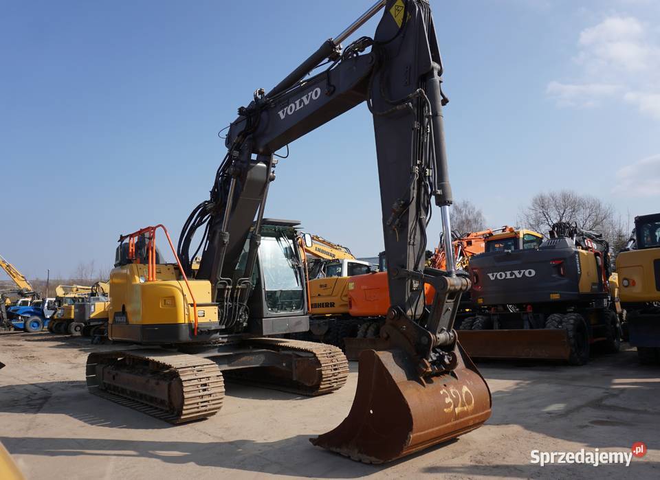 Koparka gąsienicowa Volvo EC 235L 2016 Jeziorko