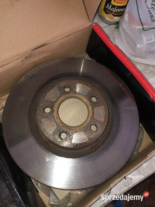 Tarcze hamulcowe VOLVO V50 osobowe Dobrzyca