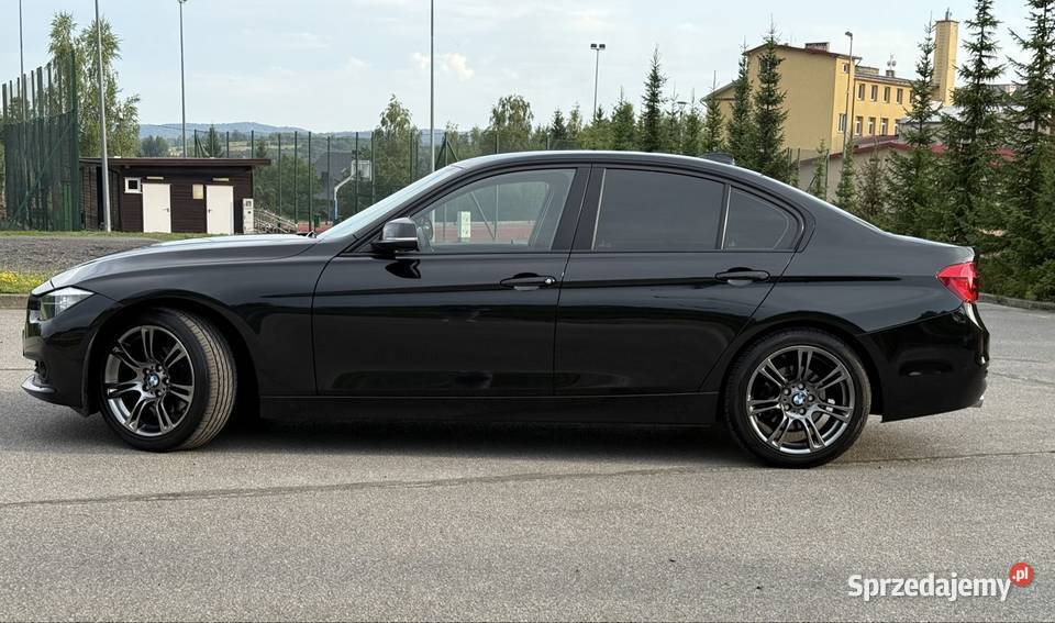 Bmw 318d f30 lift Blizne