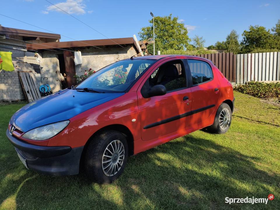 Peugeot 206 11 2000r czerwony Radomsko