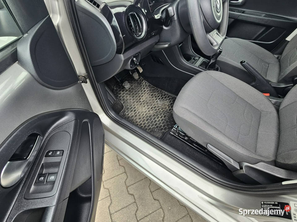 Volkswagen Up Krajowy Polski Salon Bezwypadkowy światła do jazdy dziennej Rybnik sprzedam