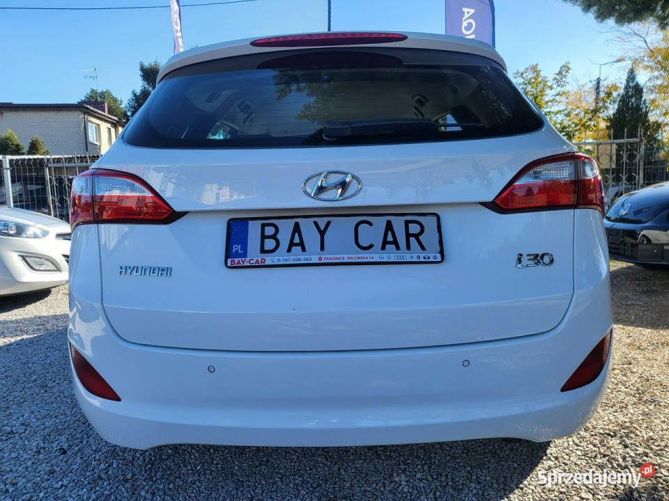 Hyundai i30 16 CRDI 110 Serwis ASO TUV Do Końca biały łódzkie Pabianice sprzedam