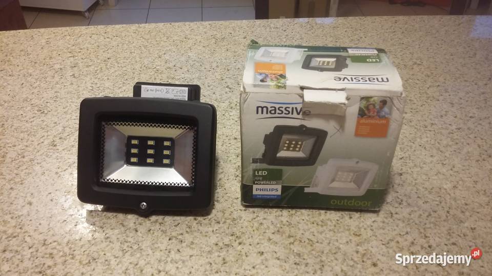 Naświetlacz LED Massive FES 175213010 NOWY Warszawa